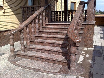 фото Сходи, вхідні групи з граніту