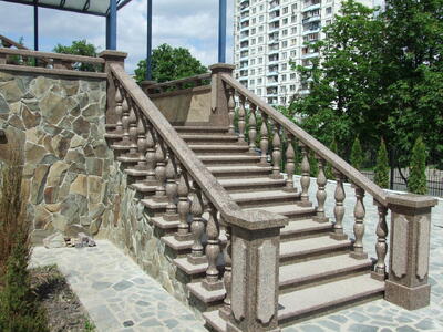 фото Сходи, вхідні групи з граніту